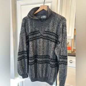 Artesanias indakar Baby Alpaca Sweater Gray and Black Patterned Zip-Up Sweater